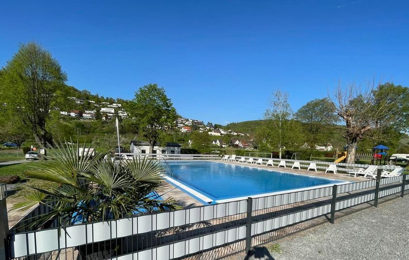 Schwimmbad auf dem Campingplatz Cimbria